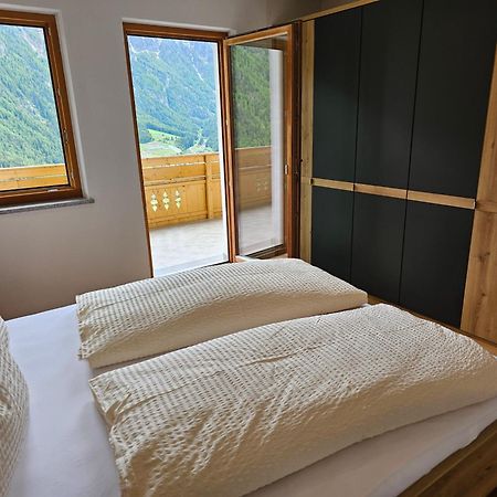 Alpenblick Lodge Tscholl マルテッロ エクステリア 写真